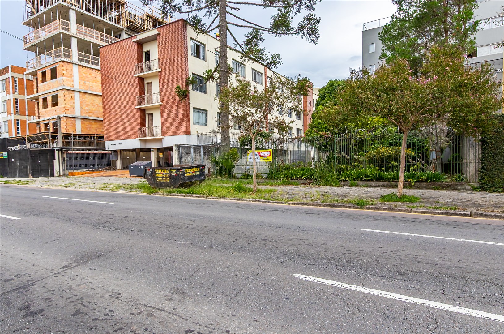 Terreno Comercial/Residencial para Venda no Bairro Alto Da Rua Xv ref. 223112 (10 / 10)
