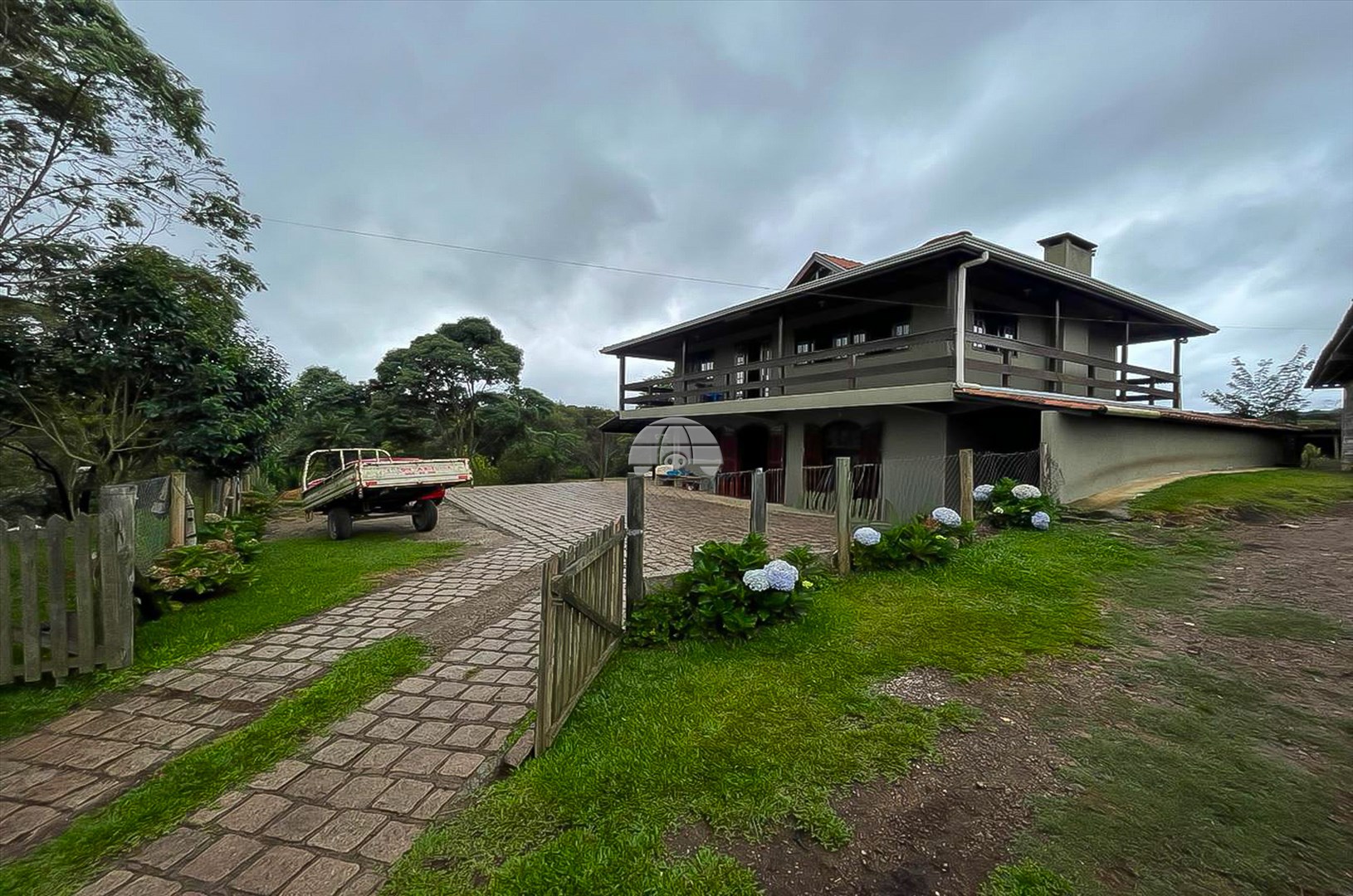 Sobrado para alugar em Planta Deodoro, Piraquara — Portal Chave Fácil