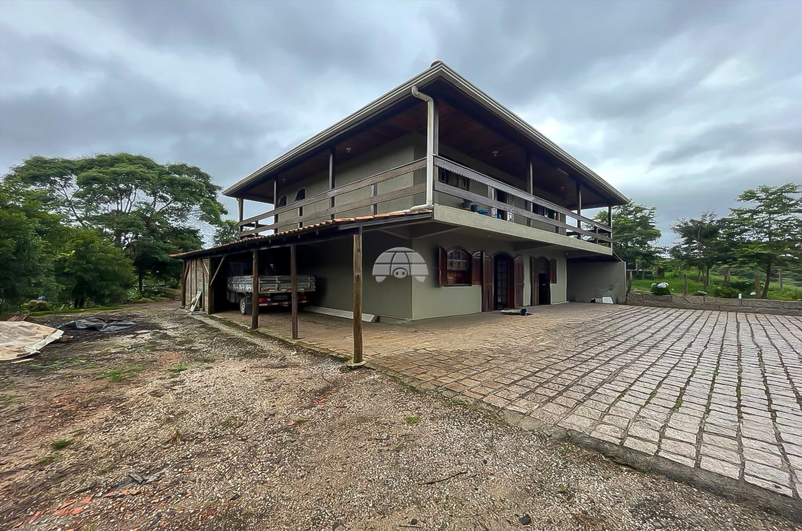 Sobrado para alugar em Planta Deodoro, Piraquara — Portal Chave Fácil
