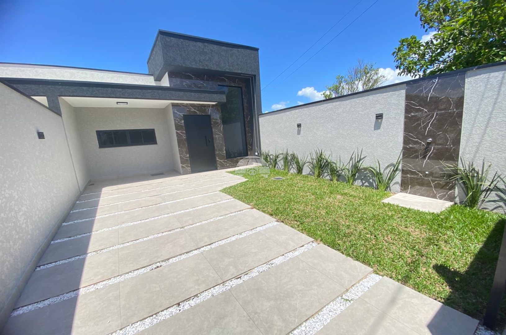 Casa à venda em Balneário Caravelas, Matinhos — Portal Chave Fácil