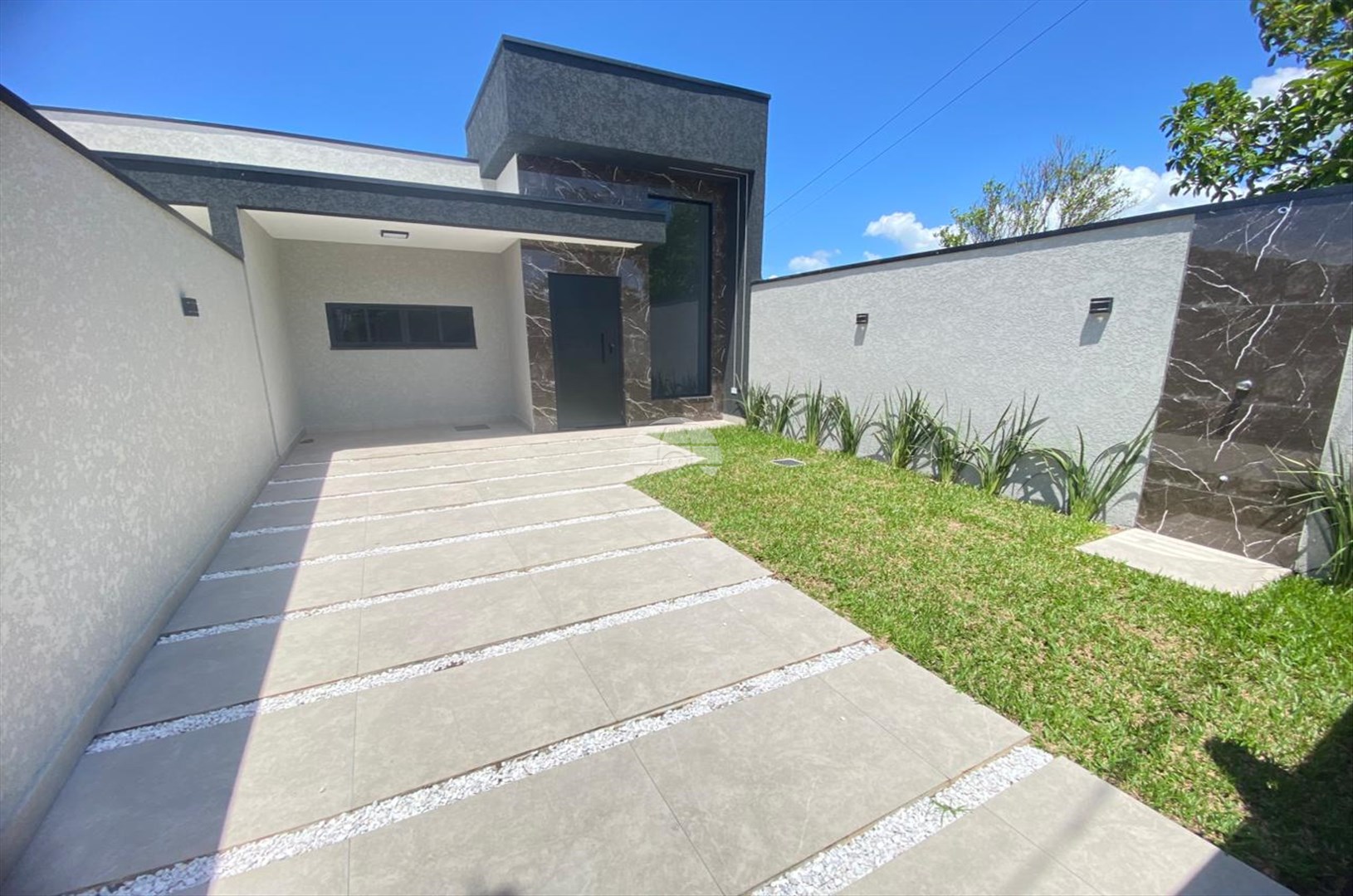 Casa à venda em Balneário Caravelas, Matinhos — Portal Chave Fácil