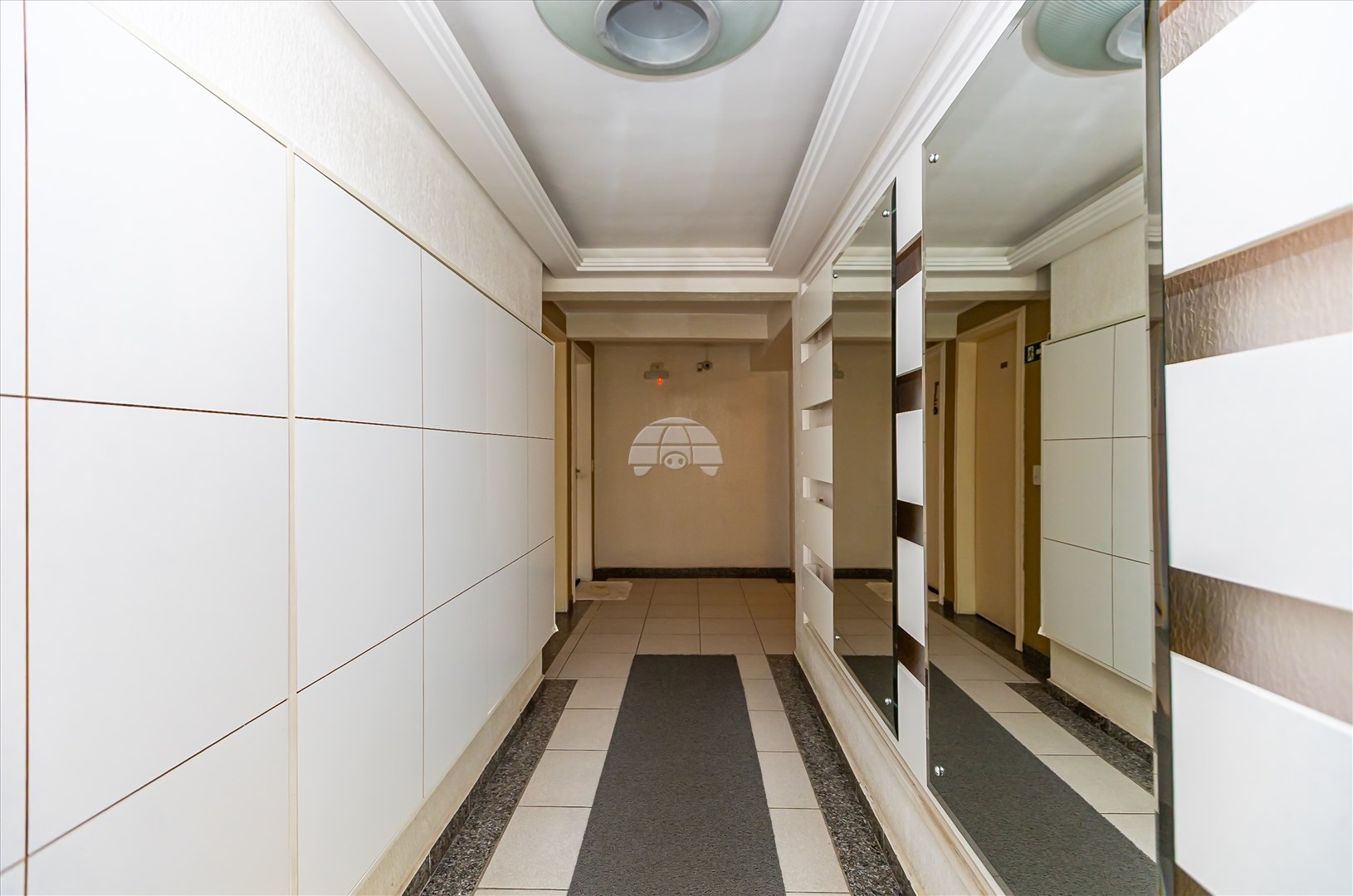 Apartamento à venda em Hugo Lange, Curitiba — Imobiliária Andrade