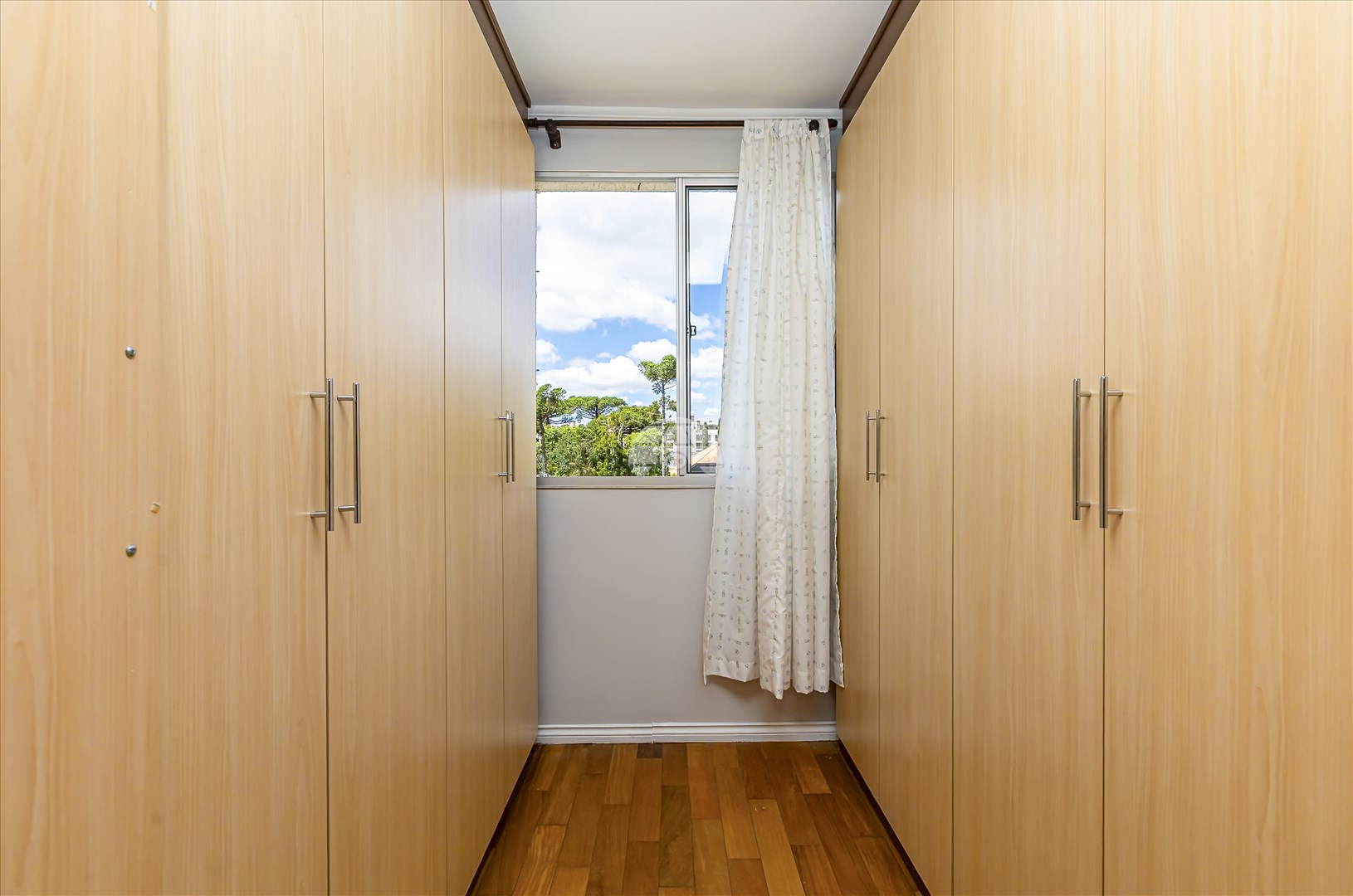 Apartamento à venda em Hugo Lange, Curitiba — Imobiliária Andrade