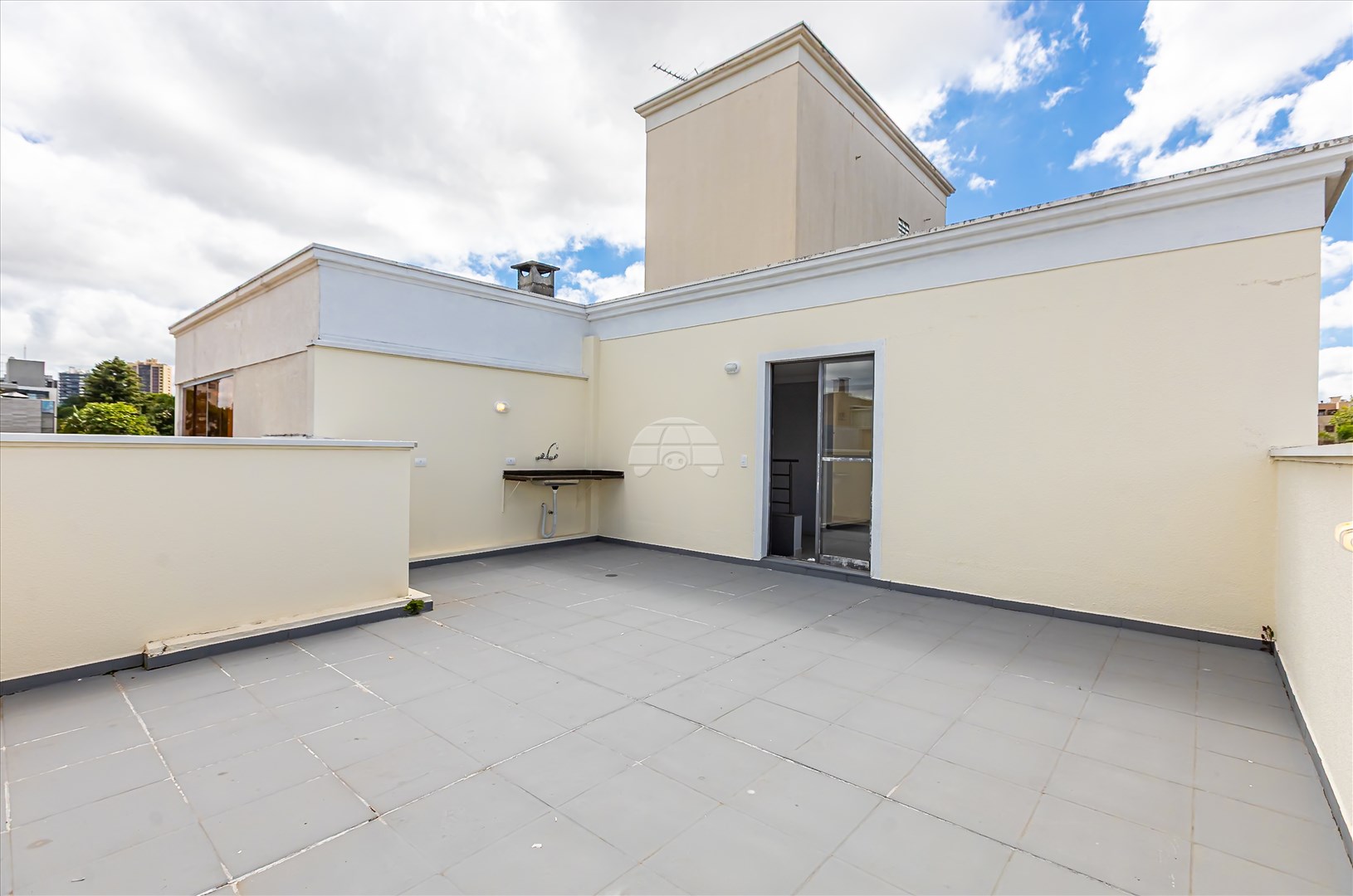 Apartamento à venda em Hugo Lange, Curitiba — Imobiliária Andrade