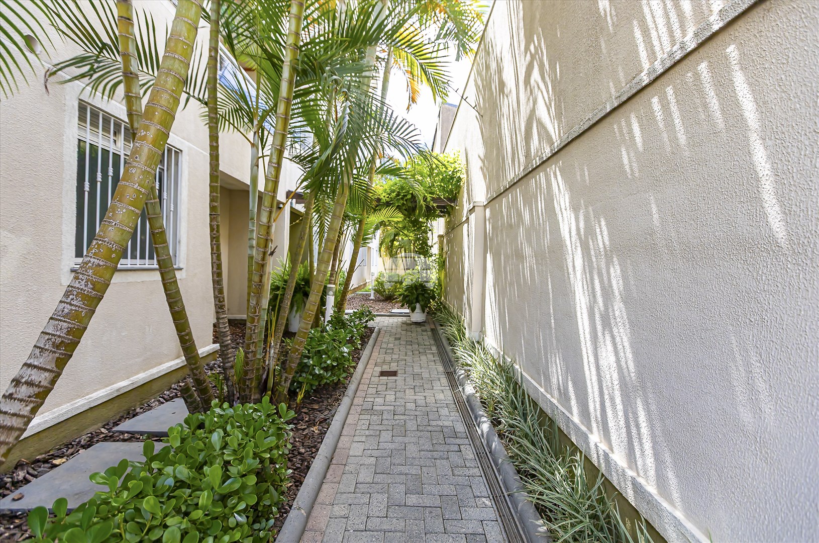 Apartamento à venda em Hugo Lange, Curitiba — Imobiliária Andrade