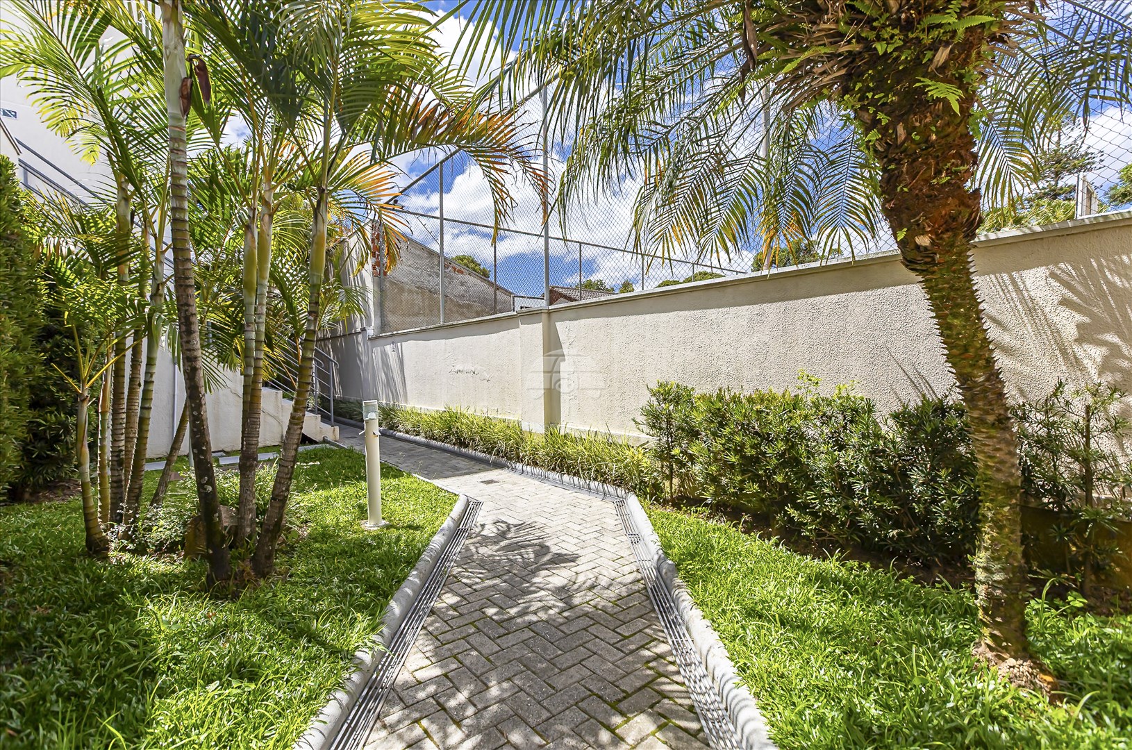 Apartamento à venda em Hugo Lange, Curitiba — Imobiliária Andrade