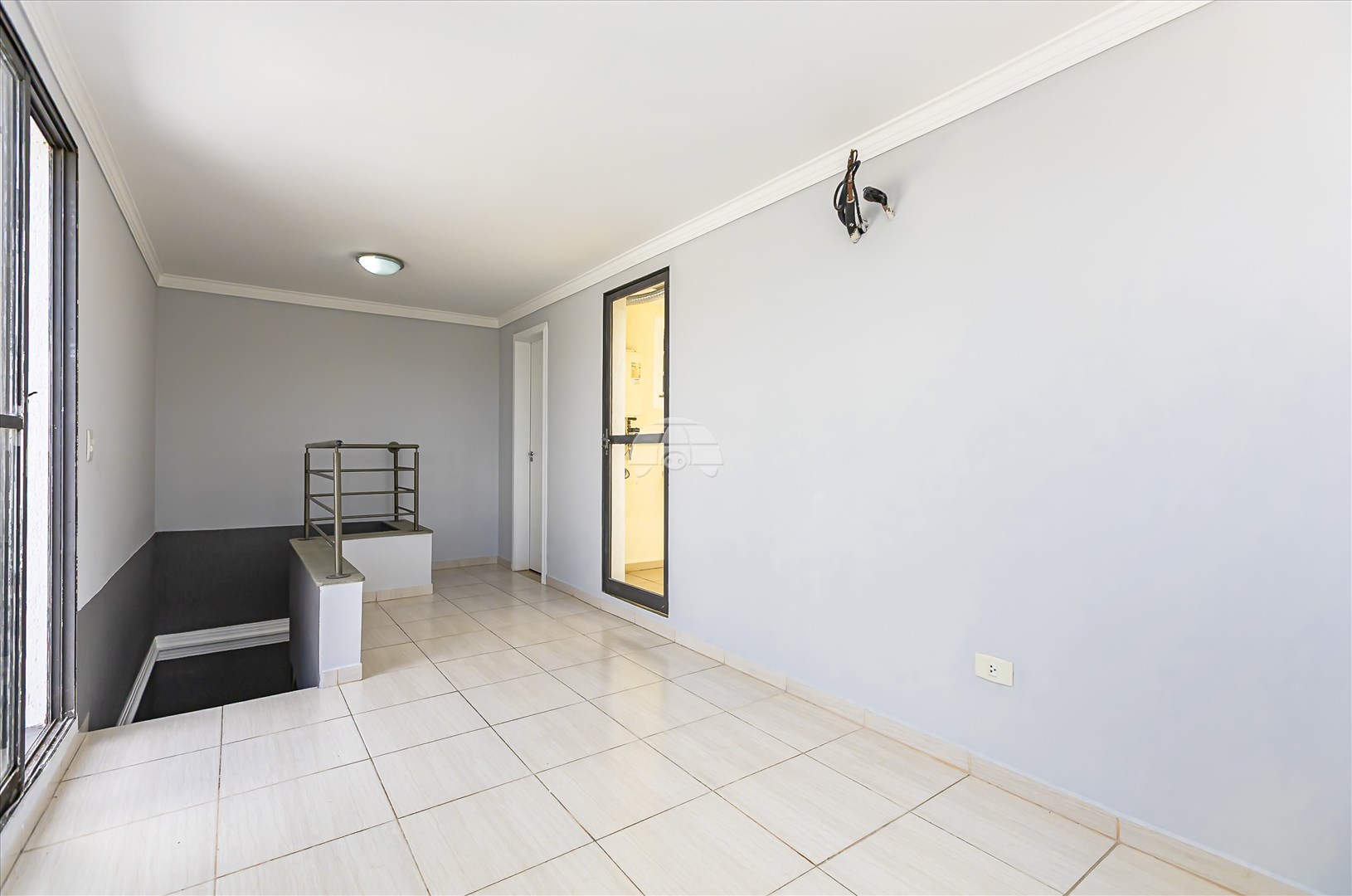 Apartamento à venda em Hugo Lange, Curitiba — Imobiliária Andrade