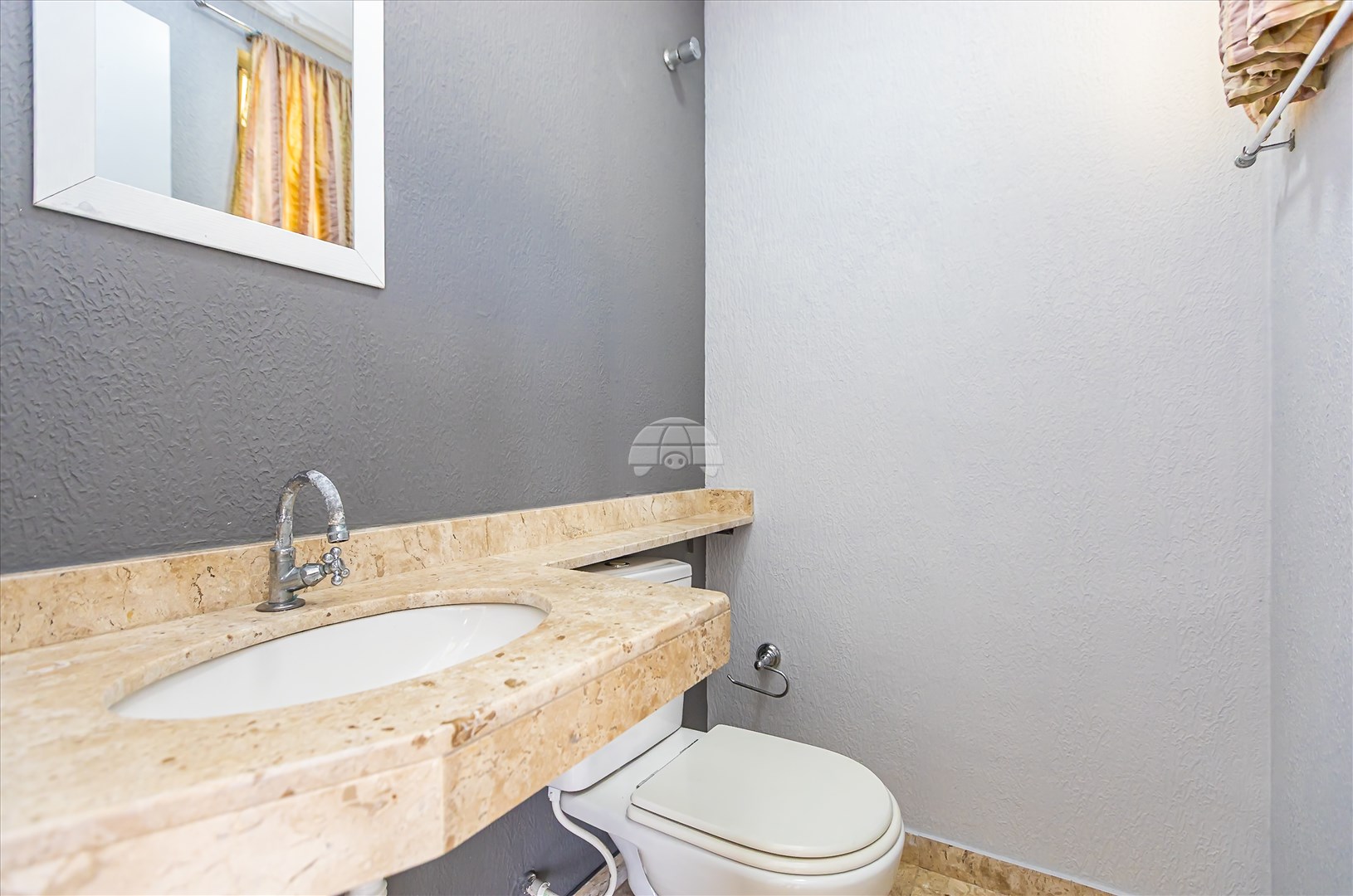 Apartamento à venda em Hugo Lange, Curitiba — Imobiliária Andrade