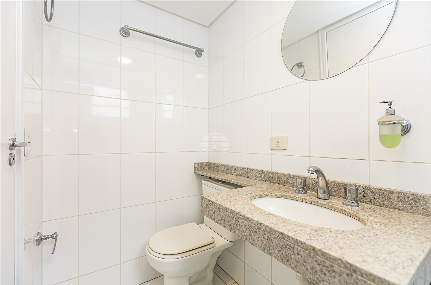 Apartamento à venda em Hugo Lange, Curitiba — Imobiliária Andrade