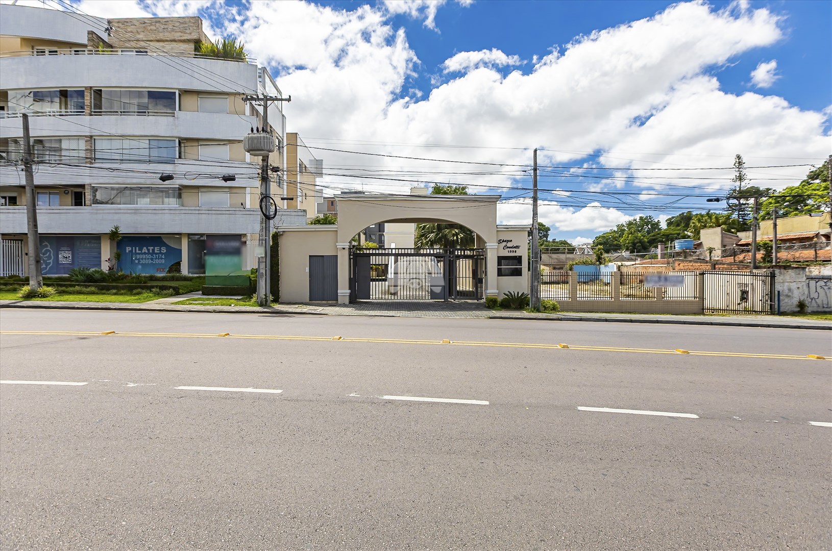 Apartamento à venda em Hugo Lange, Curitiba — Imobiliária Andrade