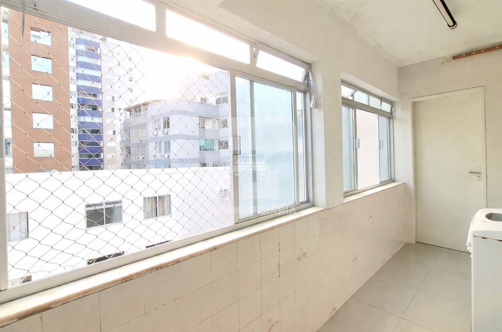 Apartamento à venda em Coqueiros, Florianópolis — Portal Chave Fácil