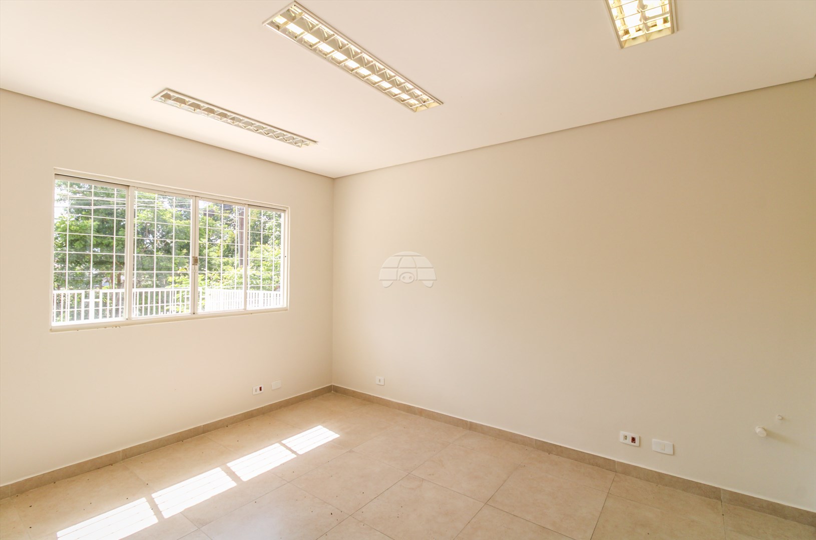 Casa Comercial/Residencial para Locação no Bairro Hugo Lange ref. 88836 (8 / 10)