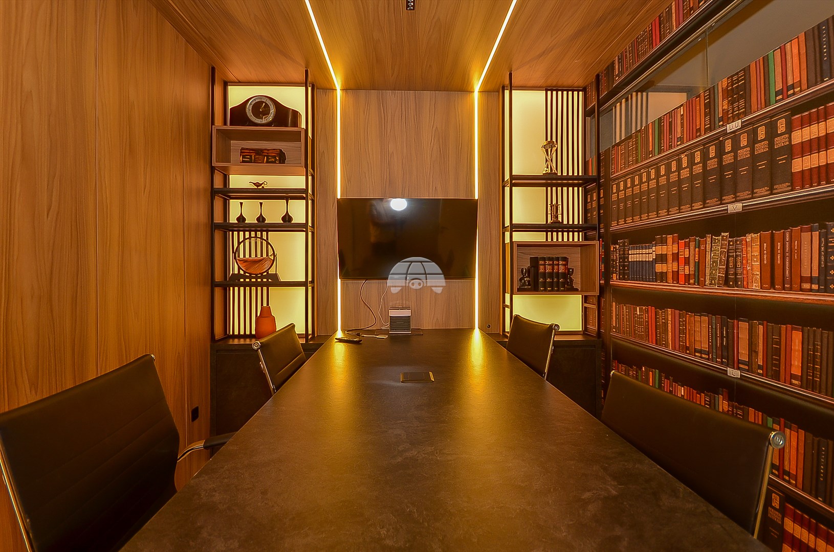 Sala/Conjunto Comercial à venda em Centro, Curitiba — Toyo Imóveis - Curitiba/PR