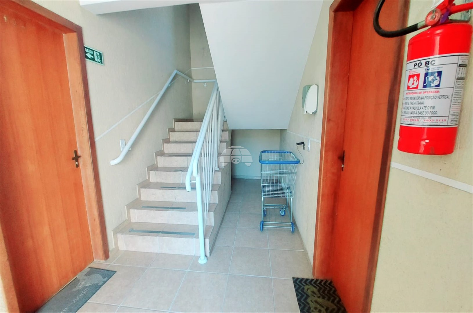 Apartamento à venda em Jardim Amélia, Pinhais — Portal Chave Fácil