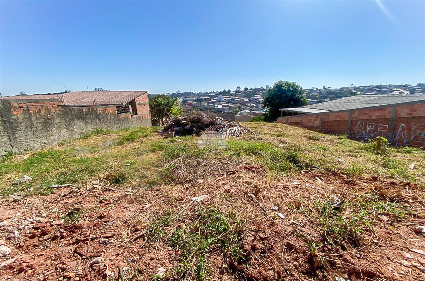 Terreno/Área à venda em Parque Monte Castelo, Colombo — Portal Chave Fácil