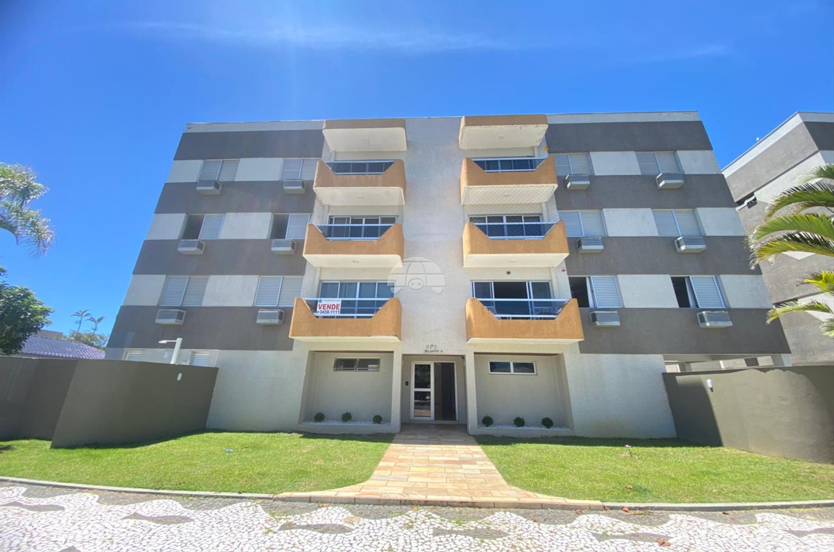 Apartamento à venda em Gaivotas, Matinhos — Portal Chave Fácil