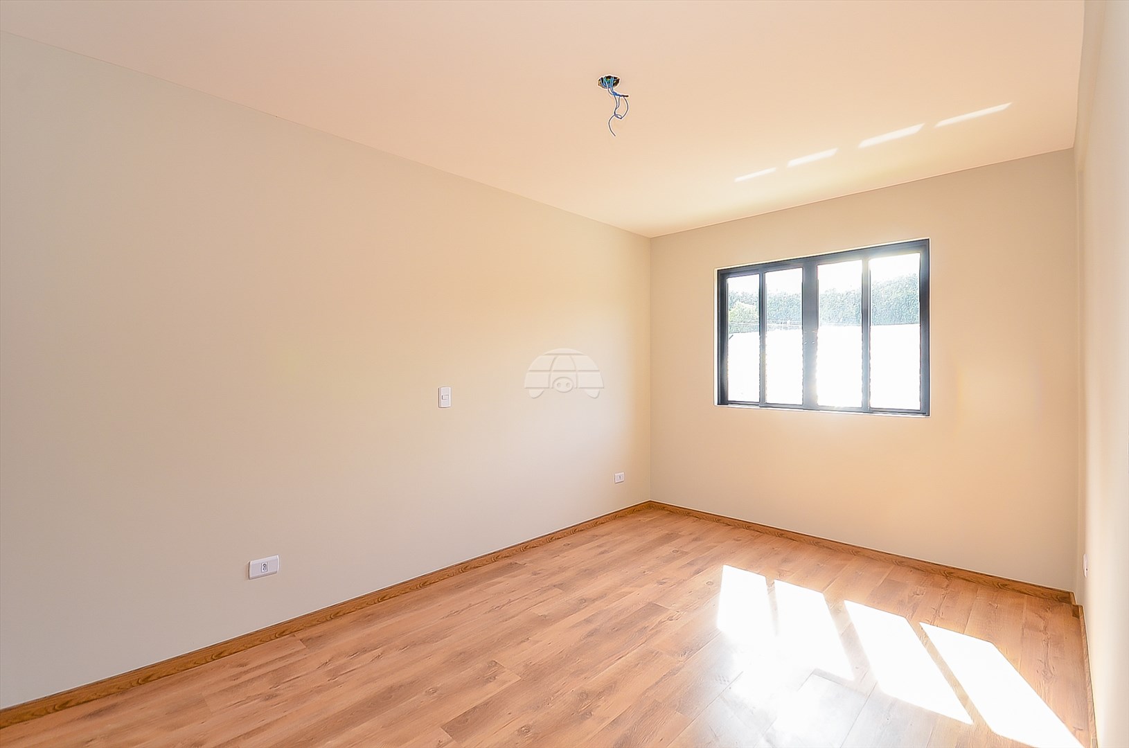 Casa à venda em Santa Cândida, Curitiba — Galvão Vendas - Imóveis a venda em Curitiba