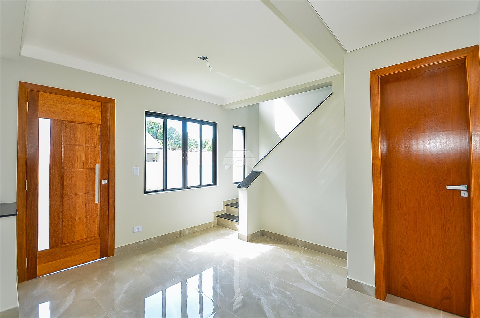 Casa à venda em Santa Cândida, Curitiba — Galvão Vendas - Imóveis a venda em Curitiba