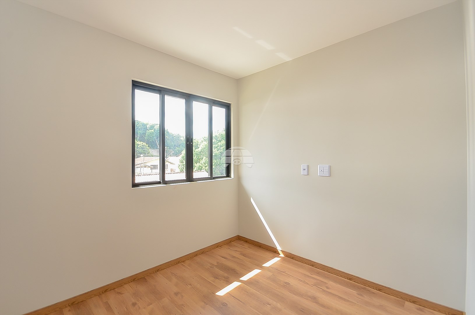 Casa à venda em Santa Cândida, Curitiba — Galvão Vendas - Imóveis a venda em Curitiba