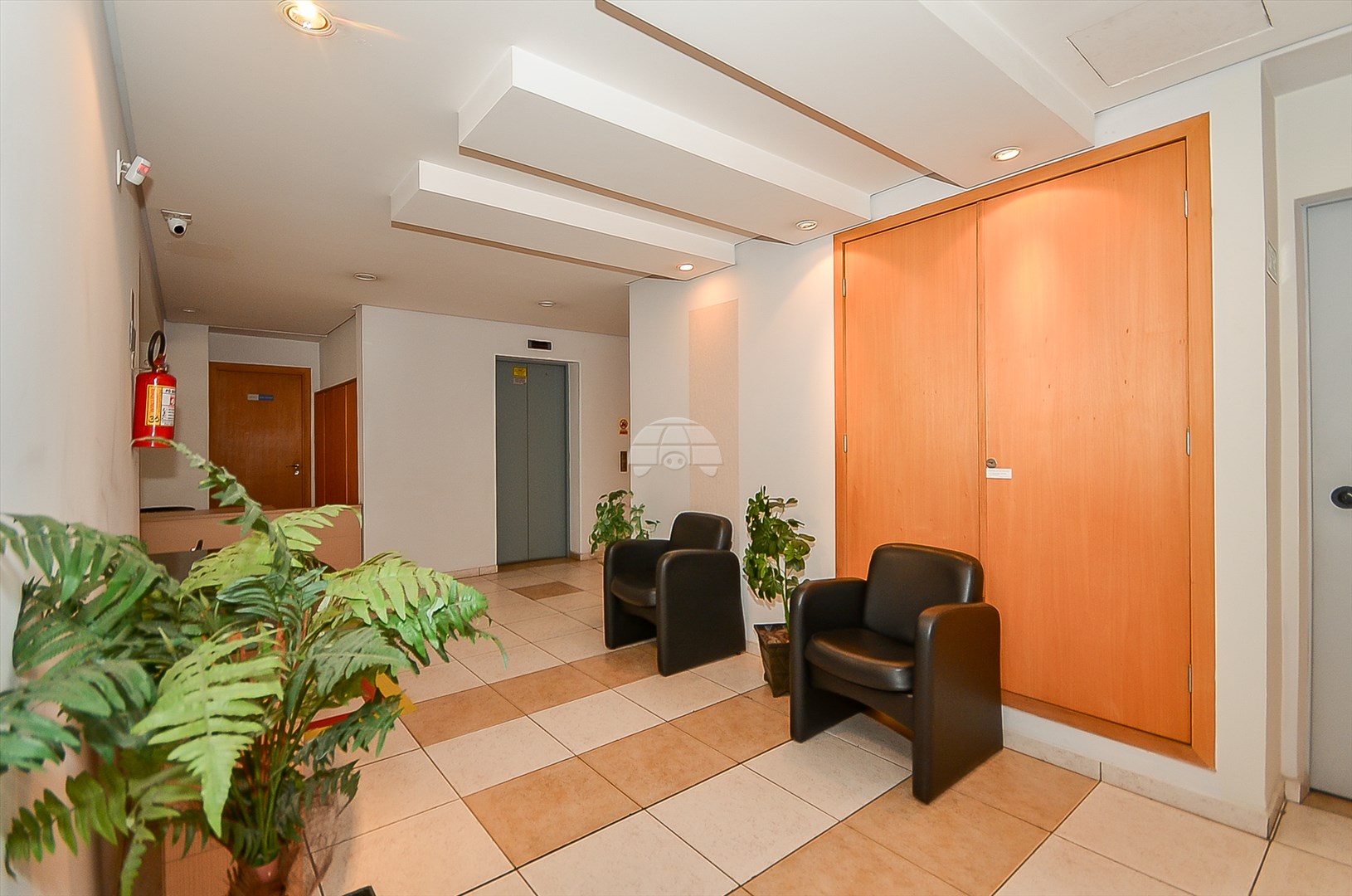 Sala/Conjunto Comercial à venda em Centro, Curitiba — Toyo Imóveis - Curitiba/PR