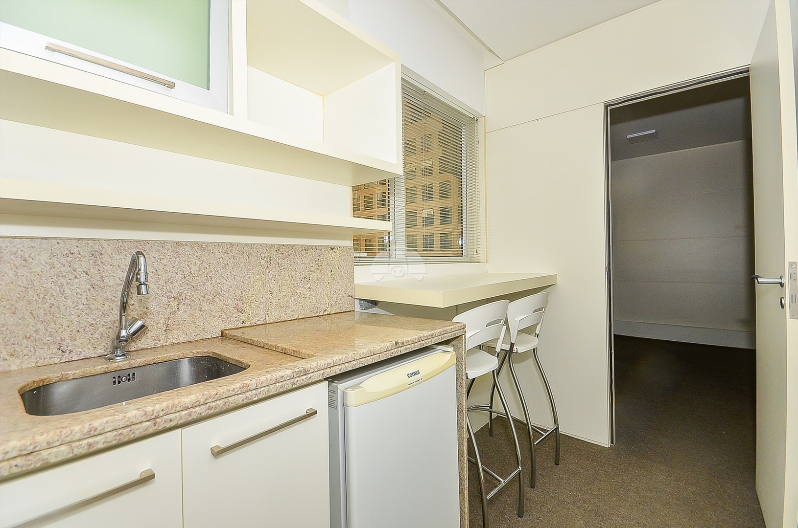 Sala/Conjunto Comercial à venda em Centro, Curitiba — Toyo Imóveis - Curitiba/PR