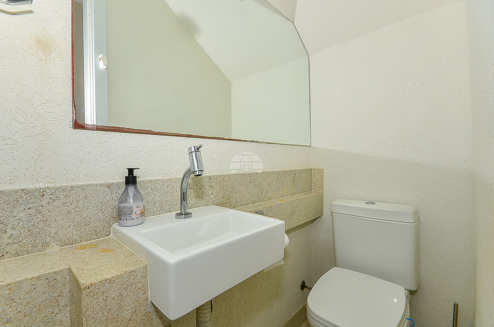 Casa para alugar em Pilarzinho, Curitiba — MAFI ADMINISTRADORA DE IMOVEIS LTDA