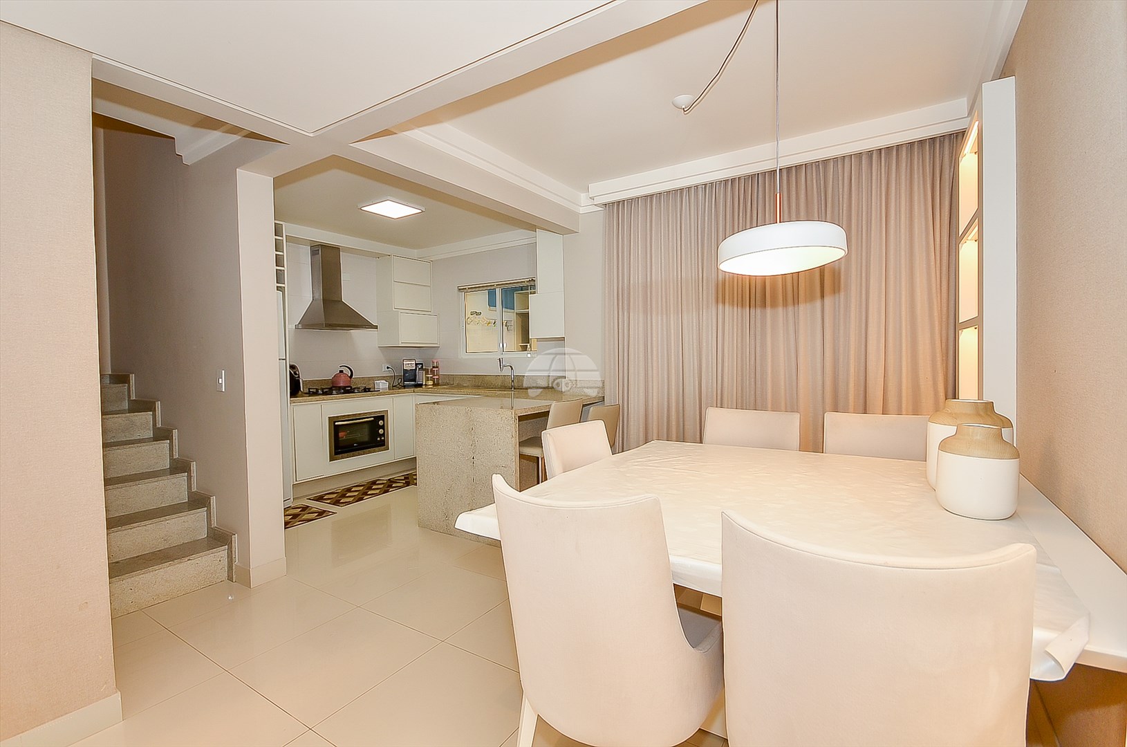 Casa para alugar em Pilarzinho, Curitiba — MAFI ADMINISTRADORA DE IMOVEIS LTDA