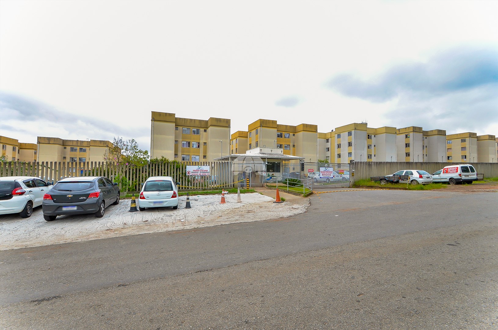 Apartamento à venda em Ganchinho, Curitiba — Portal Chave Fácil