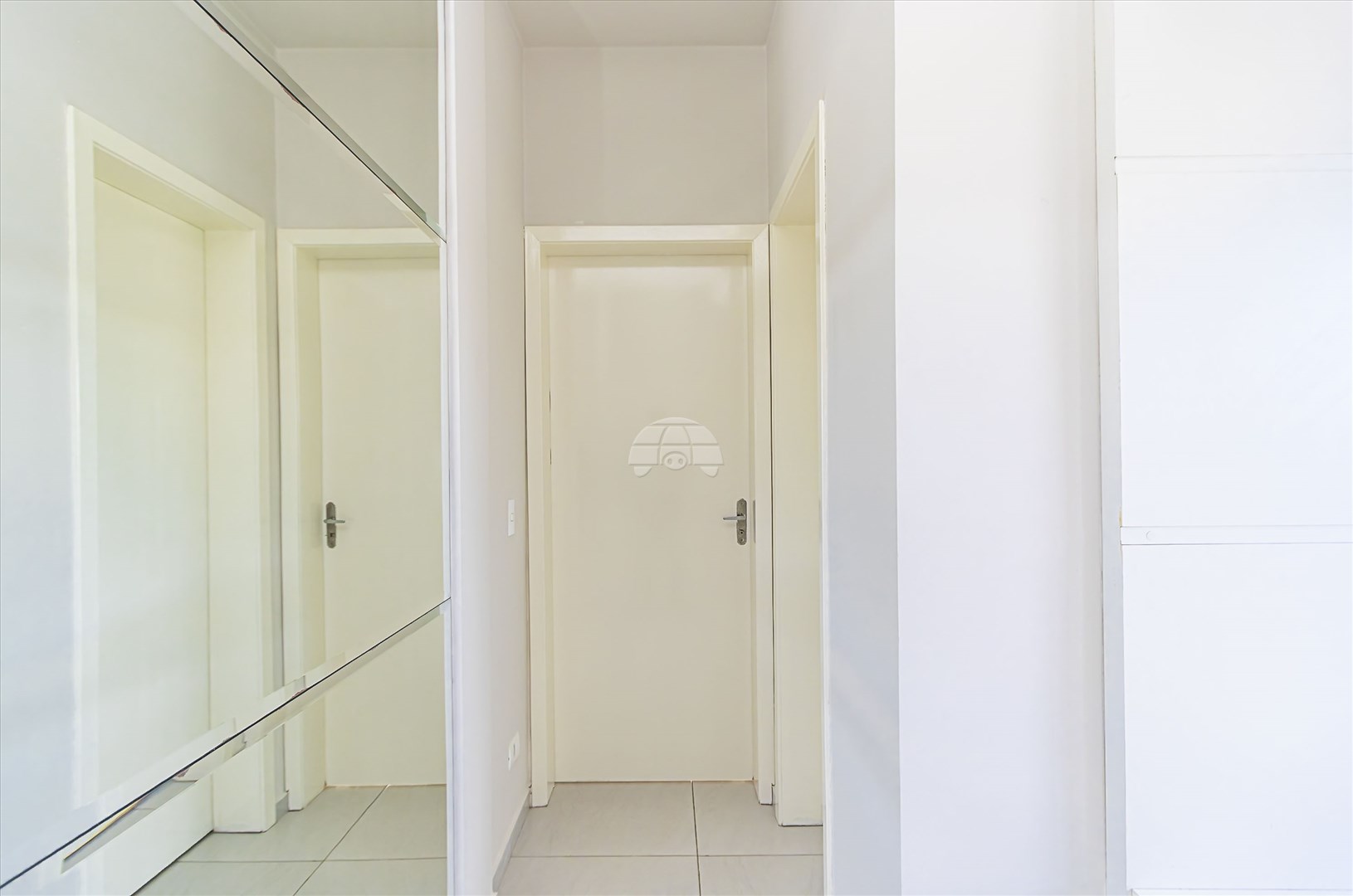 Apartamento à venda em Cajuru, Curitiba — UNA
