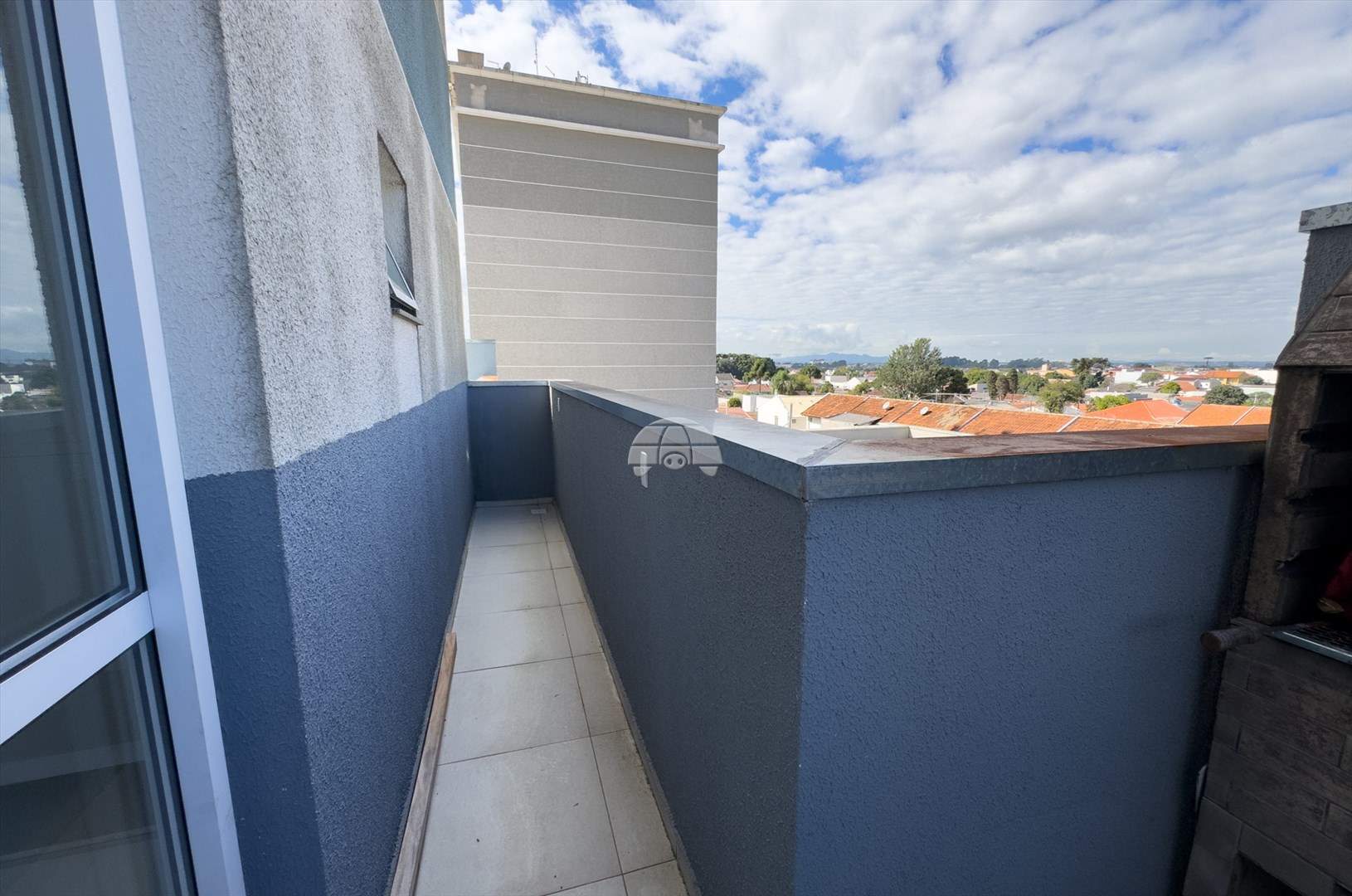 Apartamento à venda em Cajuru, Curitiba — UNA