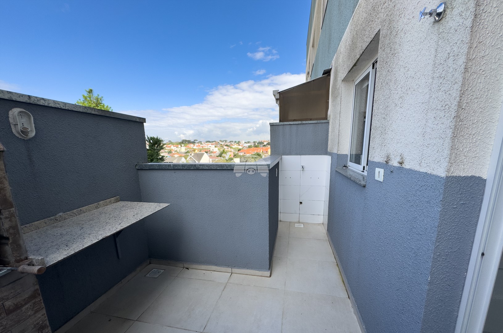 Apartamento à venda em Cajuru, Curitiba — UNA
