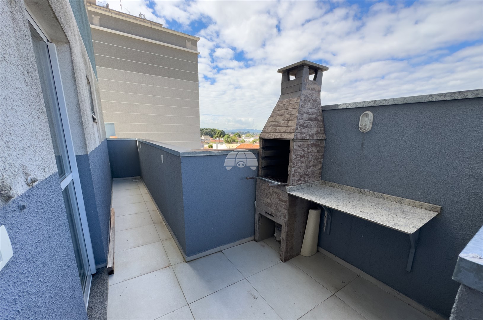 Apartamento à venda em Cajuru, Curitiba — UNA