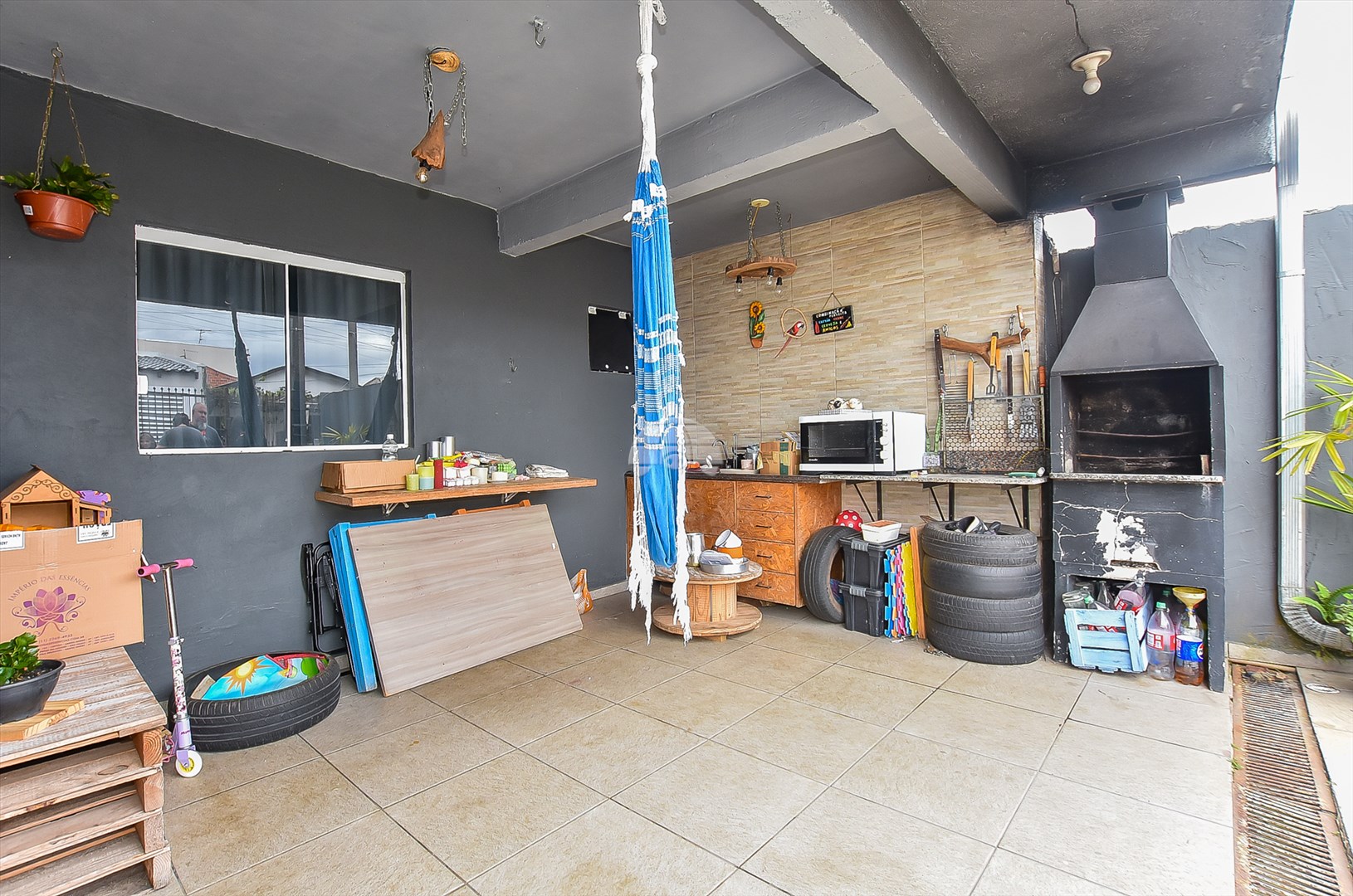 Casa à venda em Sítio Cercado, Curitiba — Portal Chave Fácil
