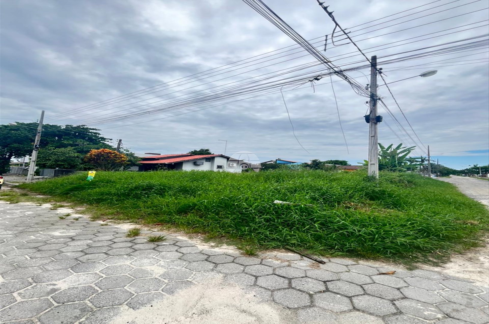 Terreno/Área para alugar em Itapema Do Norte, Itapoá — Portal Chave Fácil