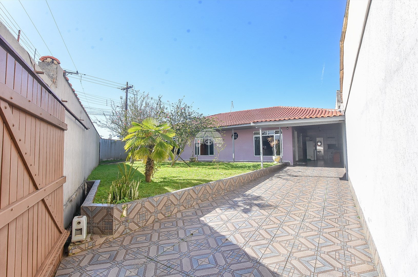 Casa à venda em Sítio Cercado, Curitiba — Portal Chave Fácil