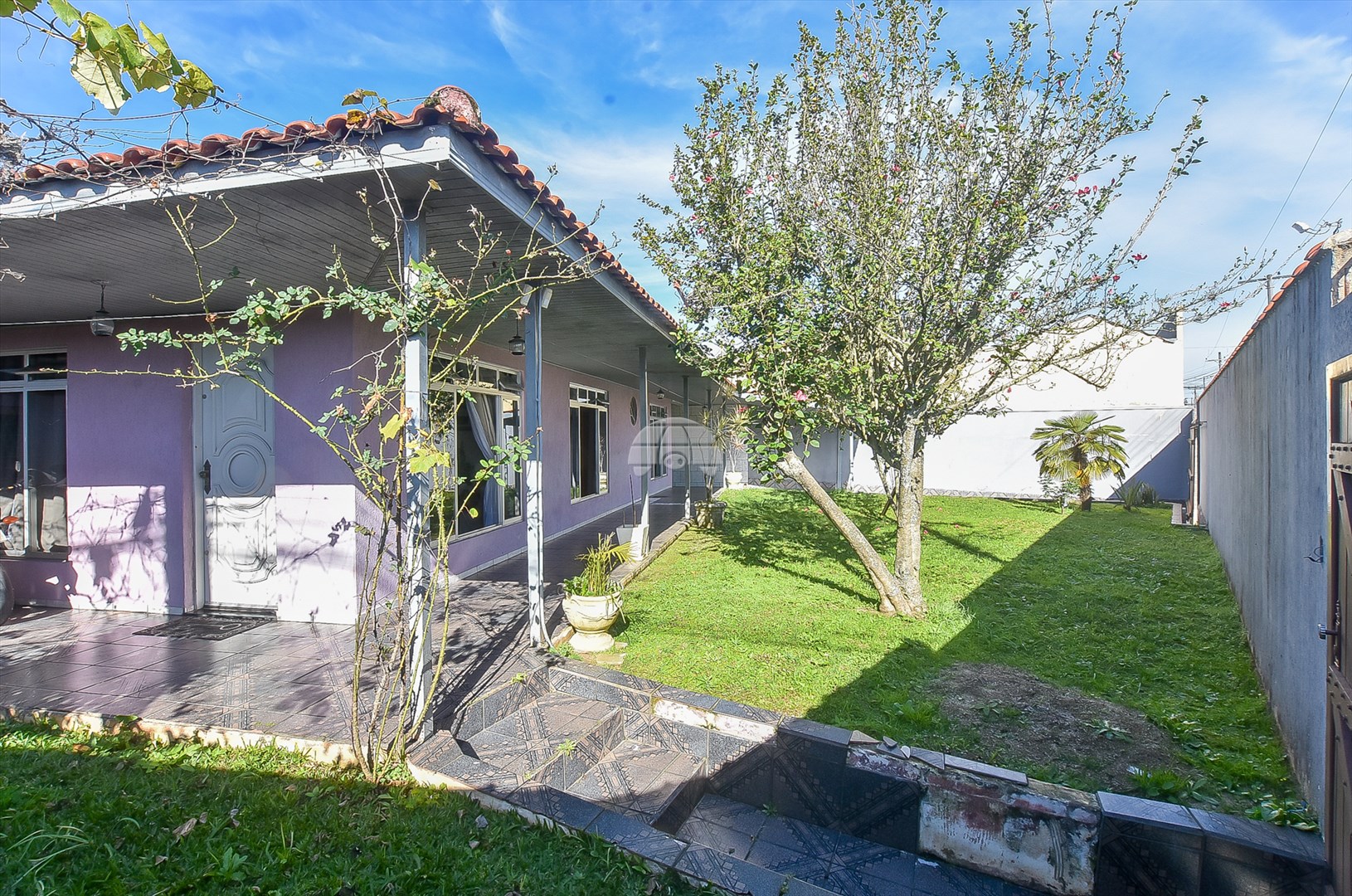 Casa à venda em Sítio Cercado, Curitiba — Portal Chave Fácil
