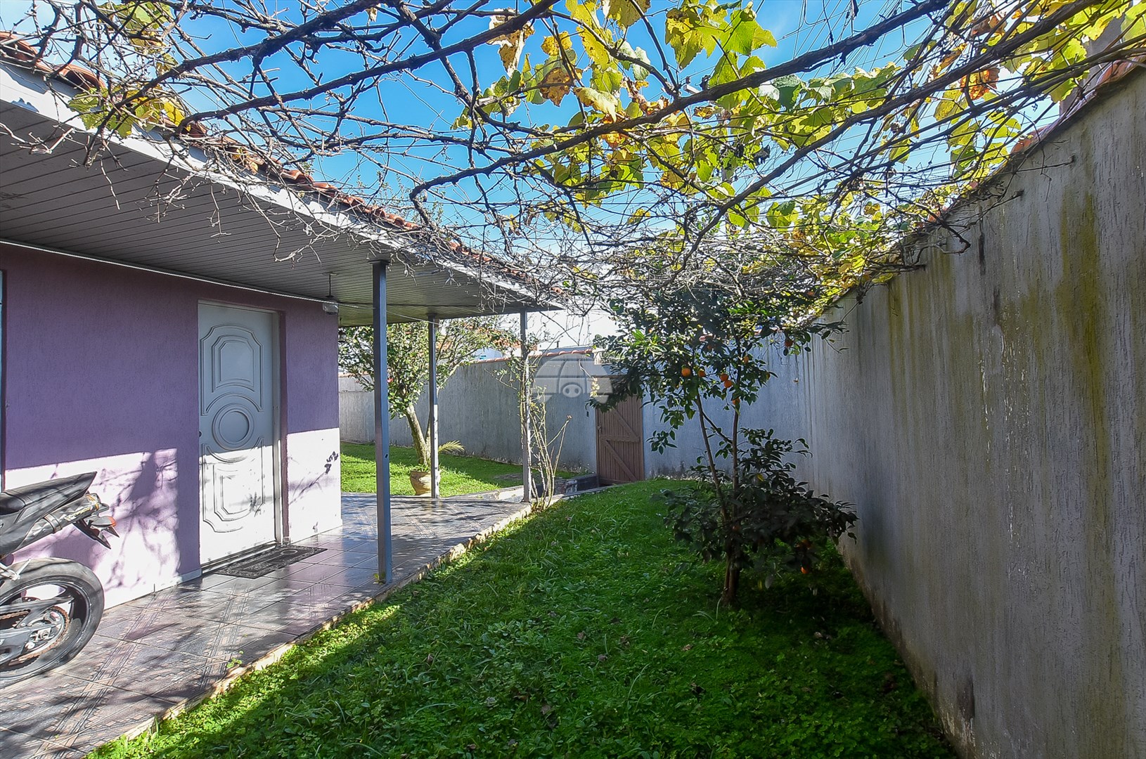Casa à venda em Sítio Cercado, Curitiba — Portal Chave Fácil