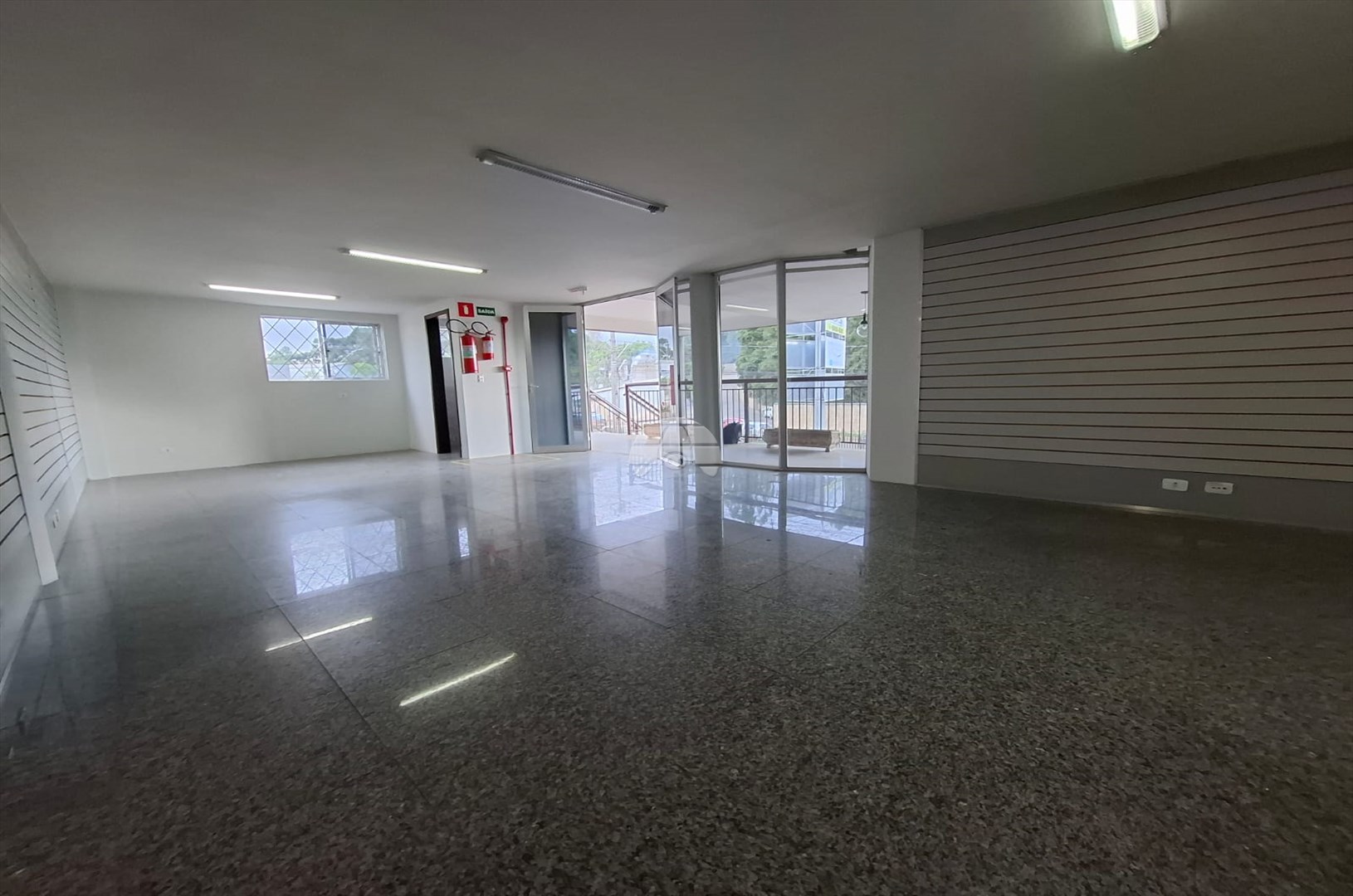 Sala/Conjunto Comercial para alugar em Centro, Colombo — Portal Chave Fácil