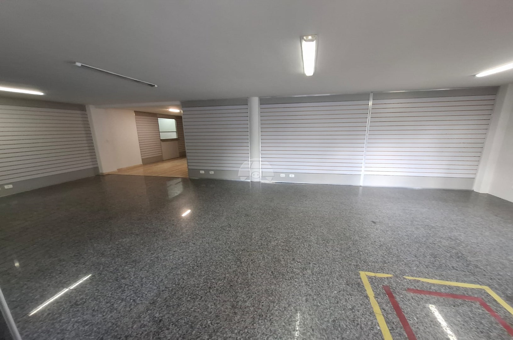 Sala/Conjunto Comercial para alugar em Centro, Colombo — Portal Chave Fácil