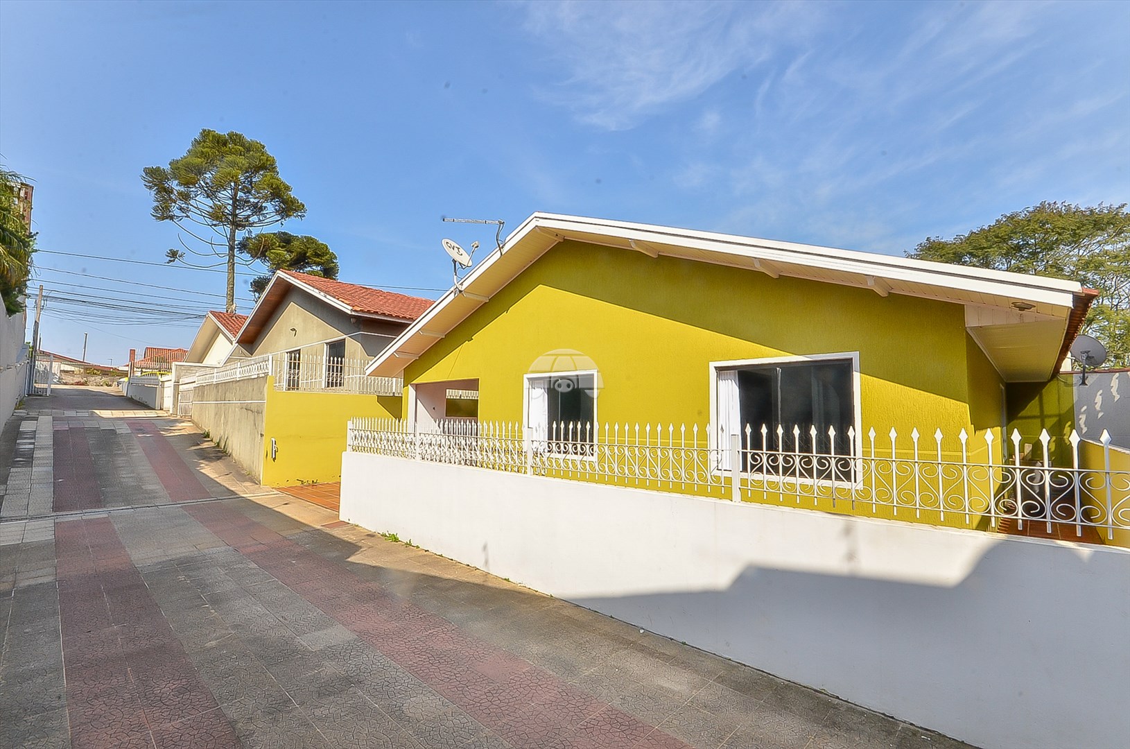 Casa à venda em Santa Felicidade, Curitiba — Portal Chave Fácil