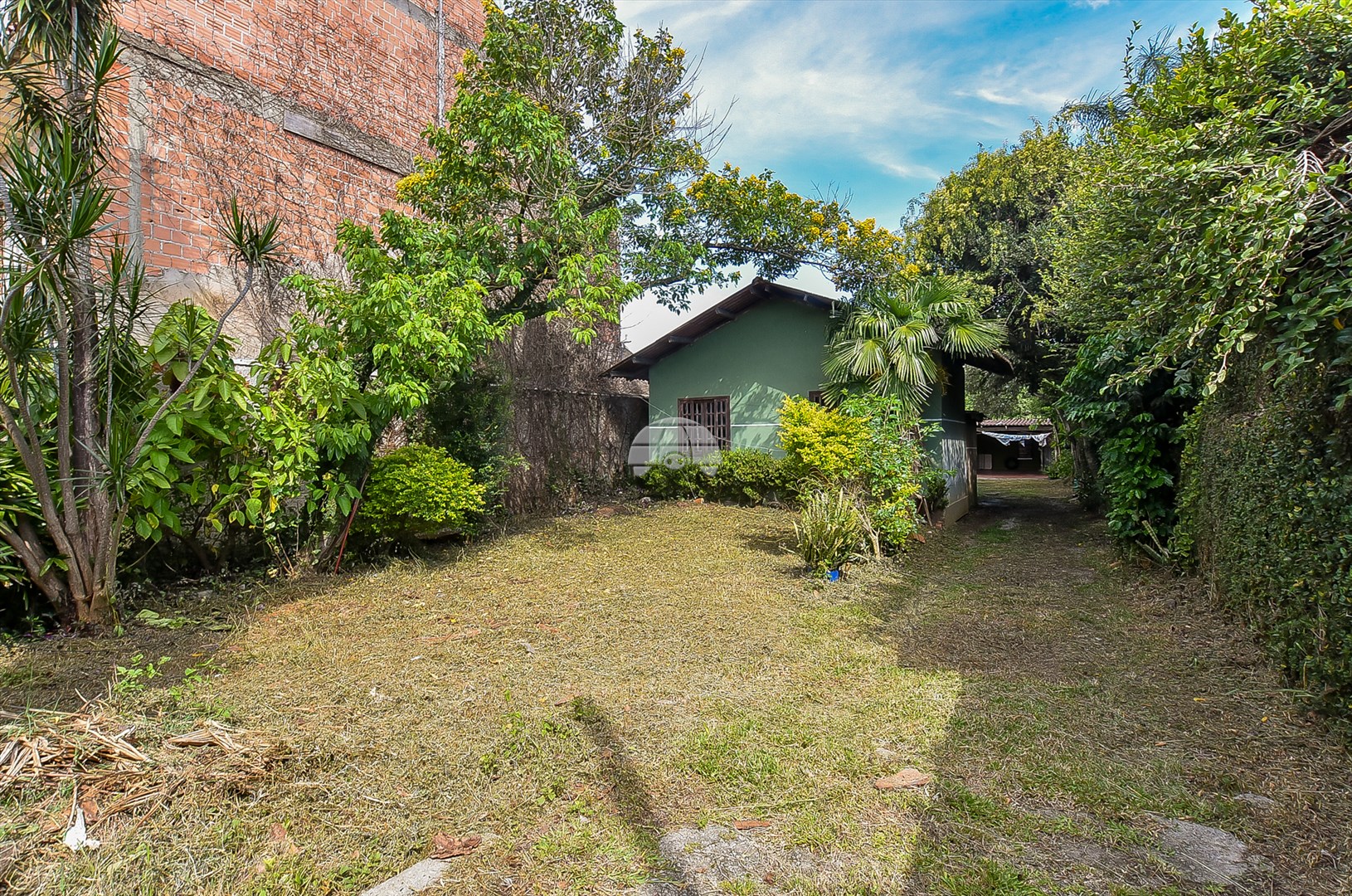 Terreno/Área à venda em Cajuru, Curitiba — Imobiliária Andrade