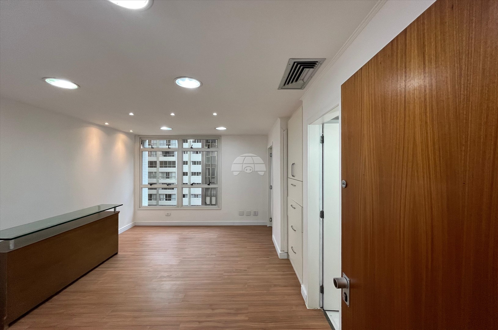 Sala/Conjunto Comercial para alugar em Centro, Curitiba — Portal Chave Fácil