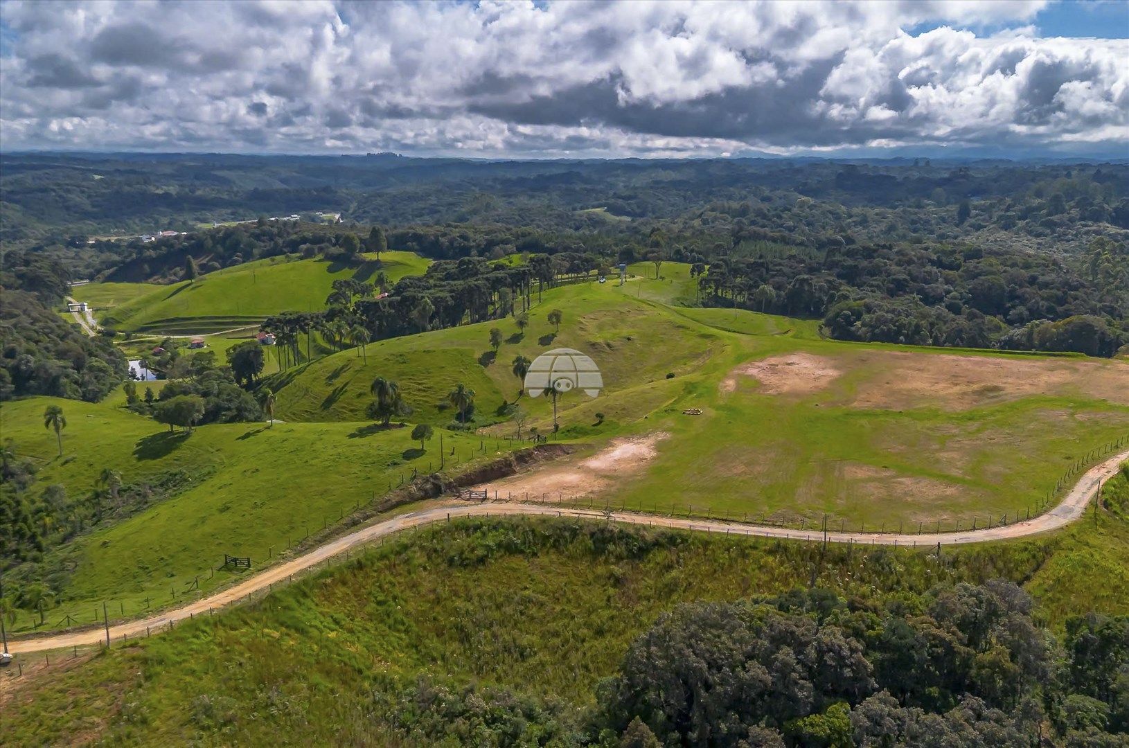 Terreno/Área à venda em Centro, Quatro Barras — Portal Chave Fácil