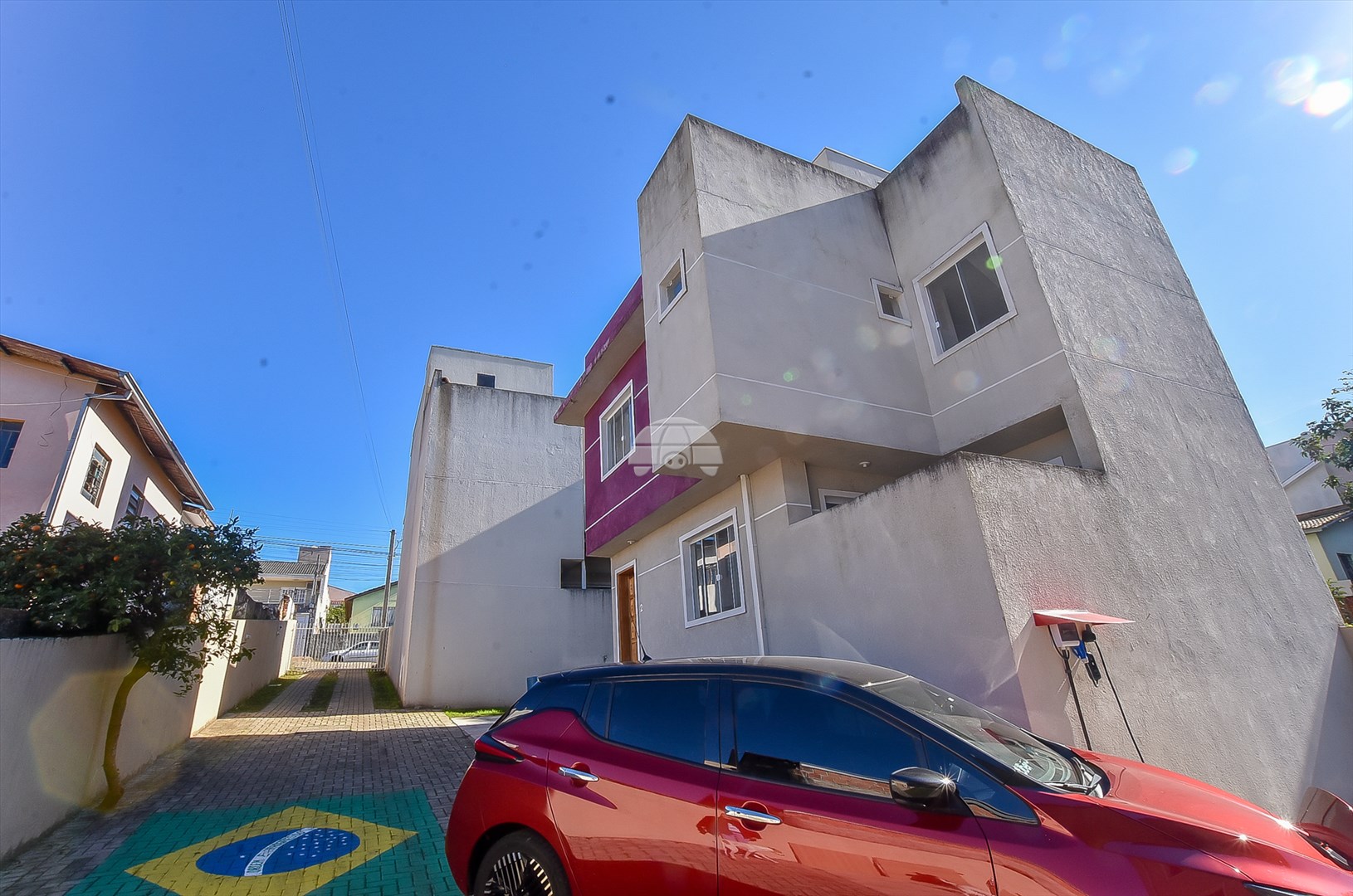 Sobrado à venda em Uberaba, Curitiba — Portal Chave Fácil