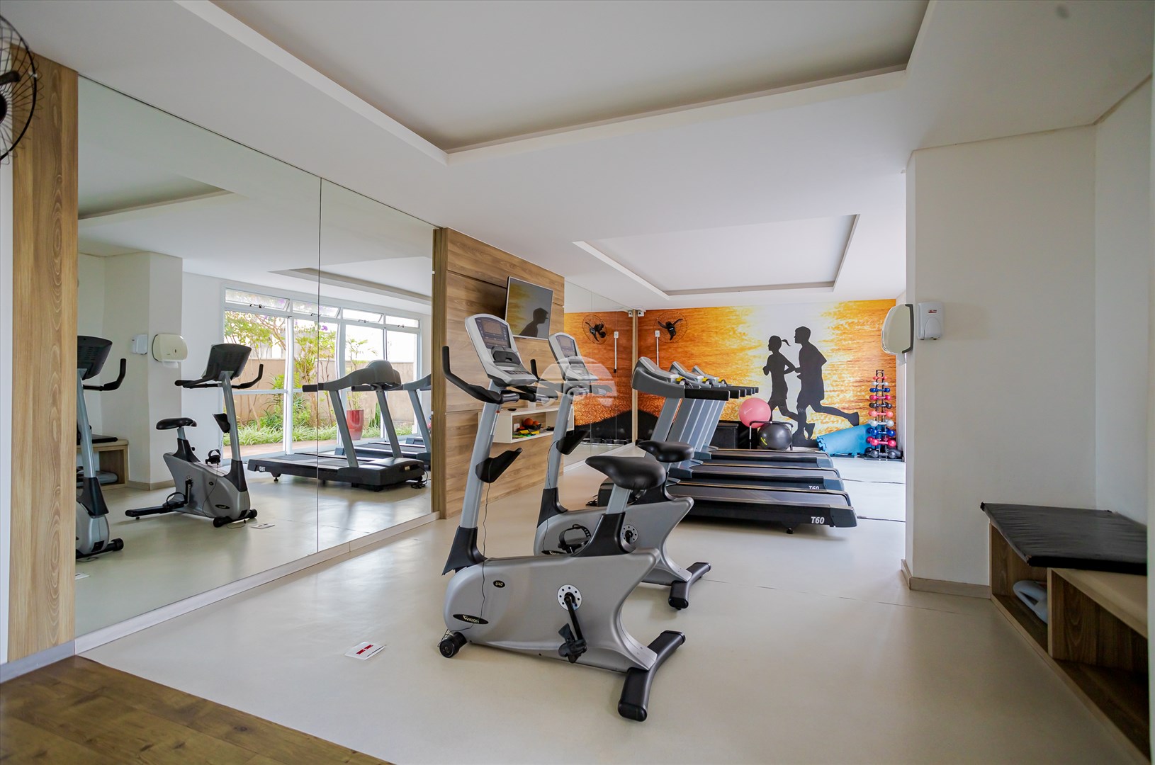 Apartamento à venda em Portão, Curitiba — MAFI ADMINISTRADORA DE IMOVEIS LTDA
