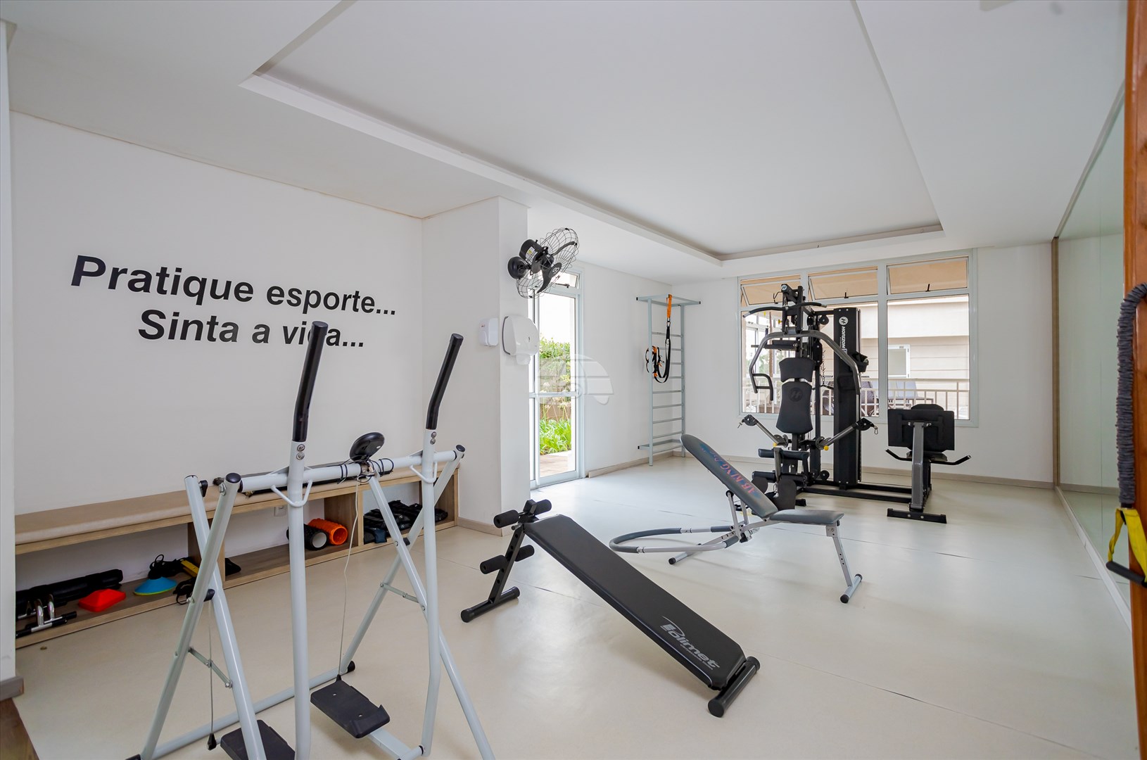Apartamento à venda em Portão, Curitiba — MAFI ADMINISTRADORA DE IMOVEIS LTDA