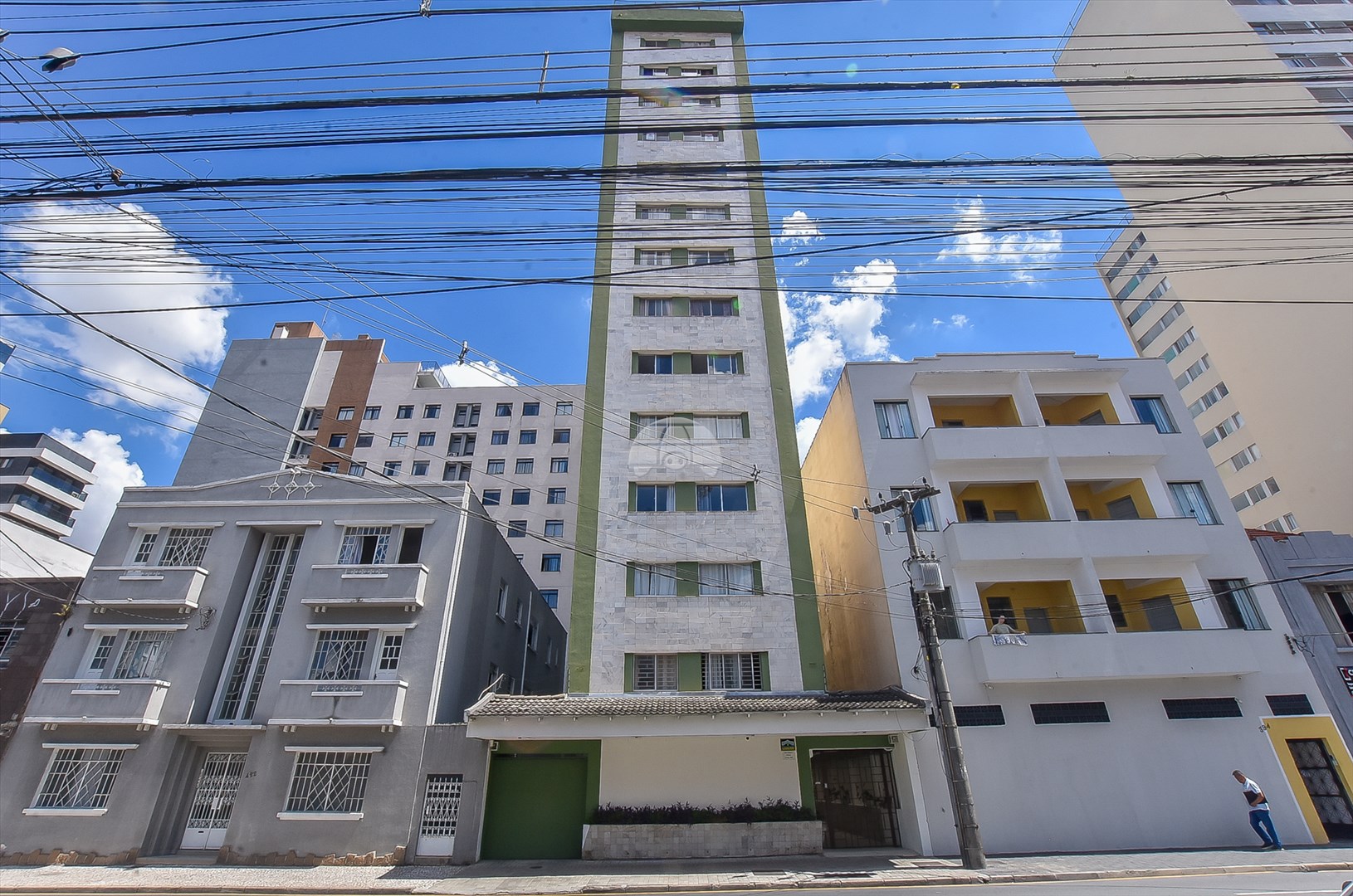 Apartamento à venda em Centro, Curitiba — Portal Chave Fácil