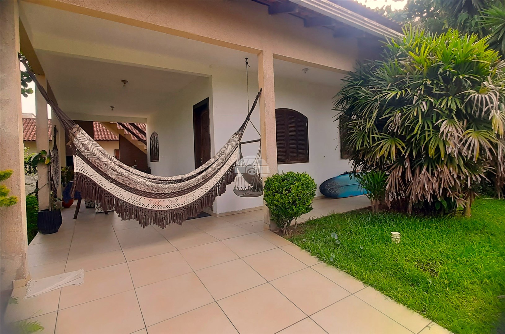 Casa à venda em Barra Do Saí, Itapoá — Portal Chave Fácil