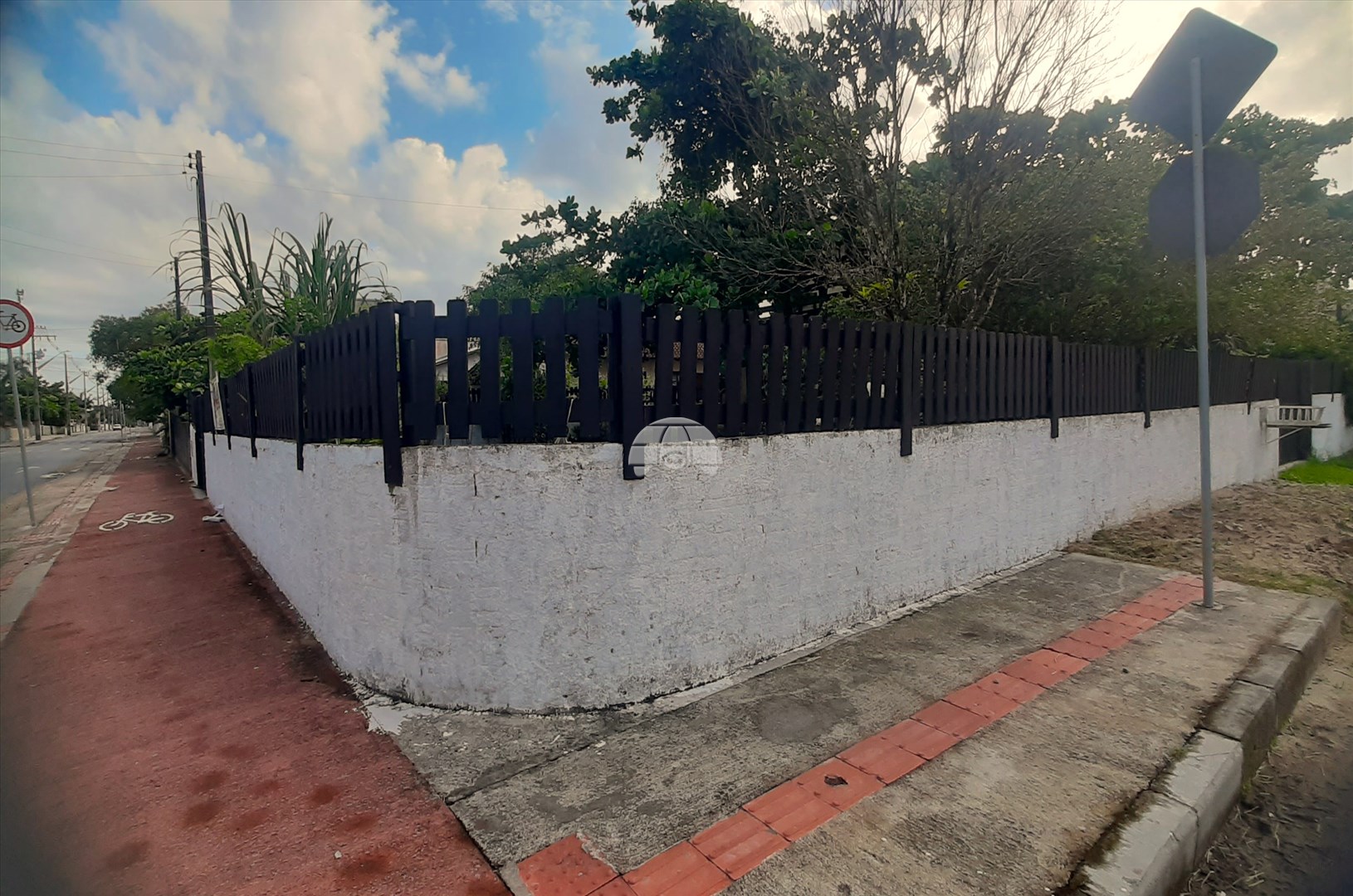 Casa à venda em Barra Do Saí, Itapoá — Portal Chave Fácil