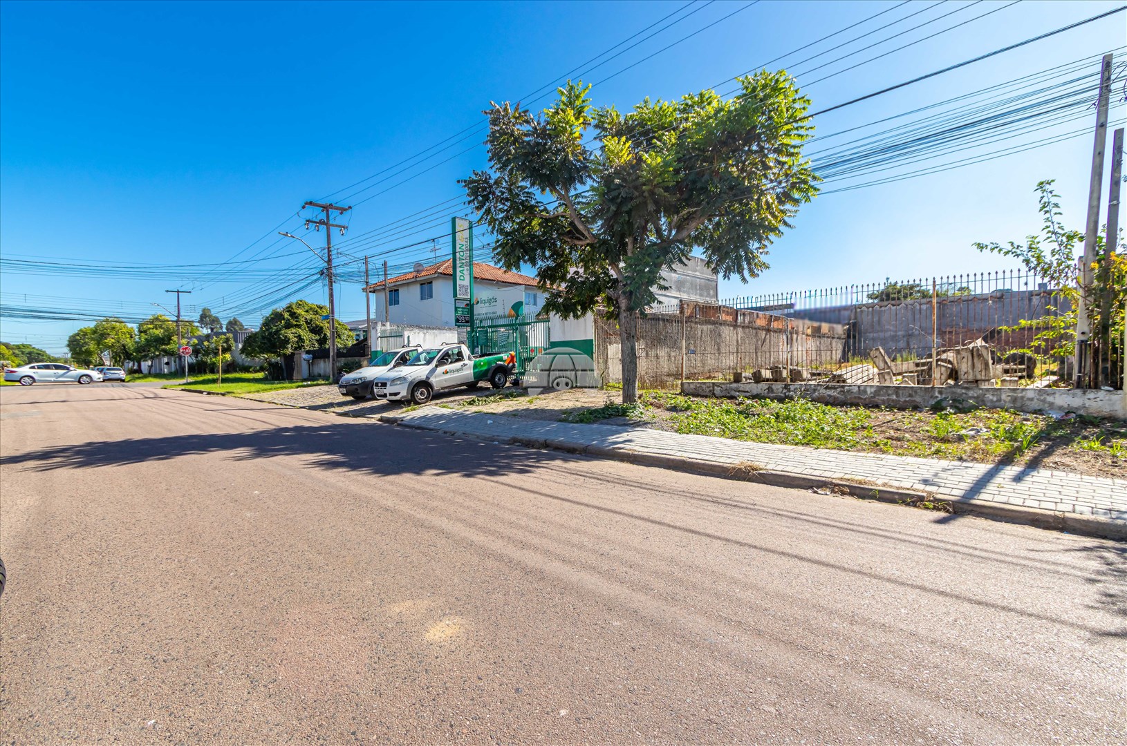 Terreno/Área à venda em Boqueirão, Curitiba — Portal Chave Fácil